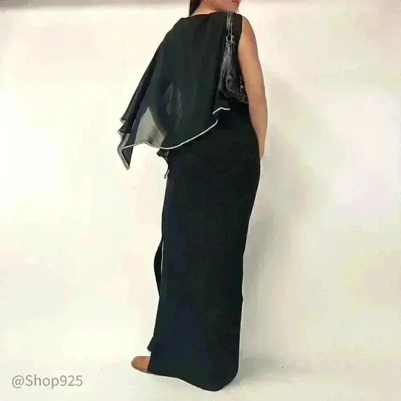 Inverted V One Piece Flow Dress with stone details - Picture 5 of 9